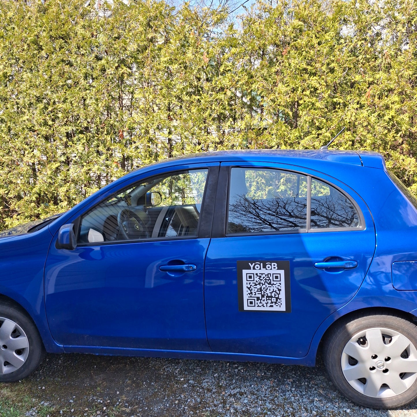 Micra 2017 avec YoloB code Qr