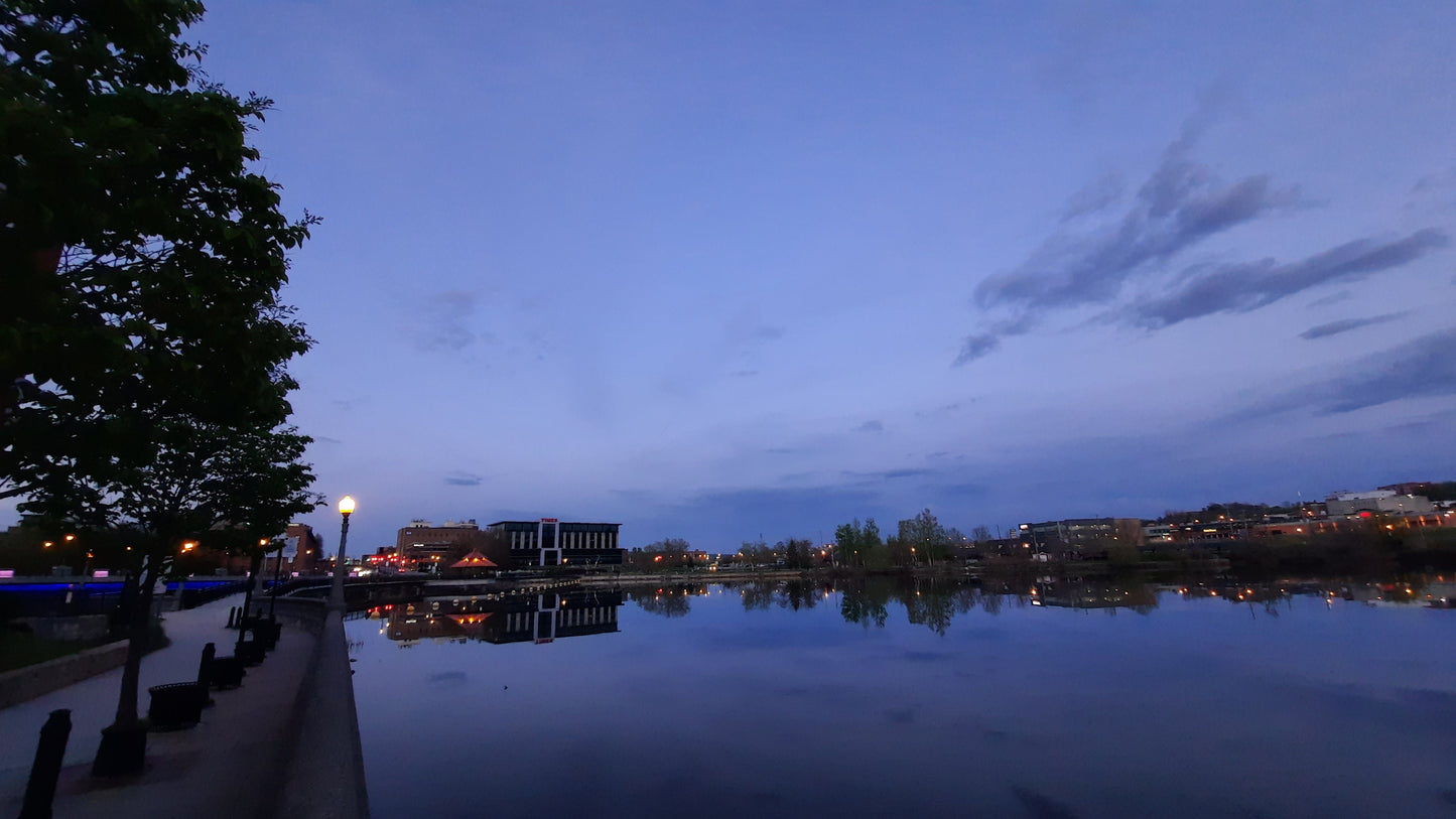 Lac Des Nations De Sherbrooke (Vue Times Hotel Sherbrooke)