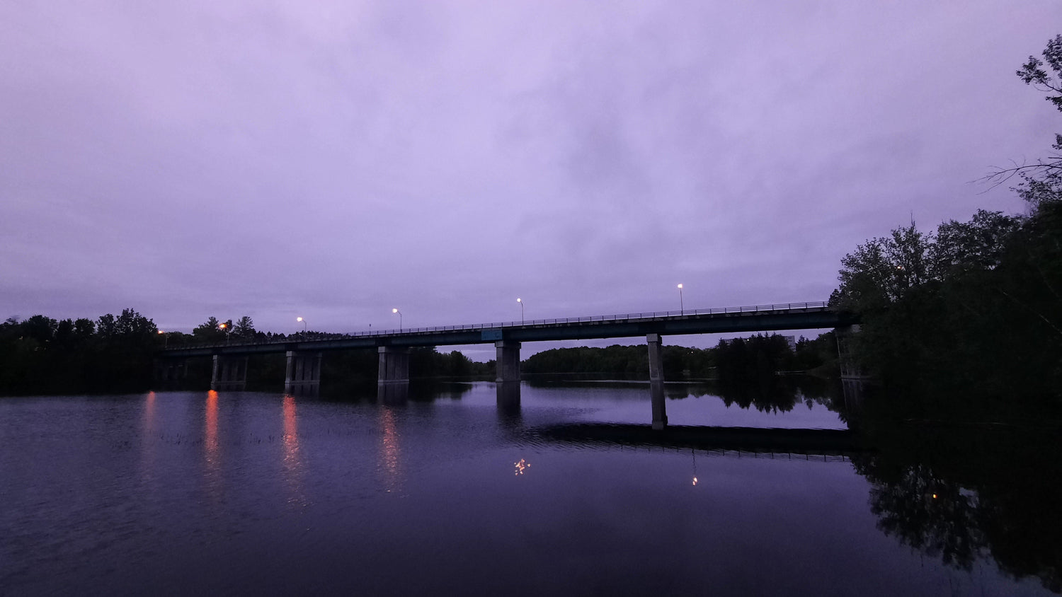 Le Gris Du 31 Mai 2021 (Vue T1) 4H54