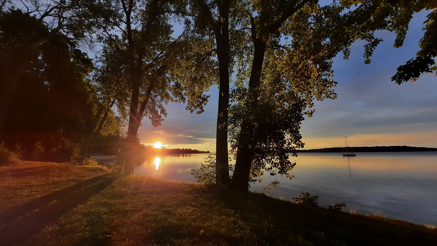 Soleil Lac St-Louis Baie D’urfé 7 Juillet 2021 À 5H38