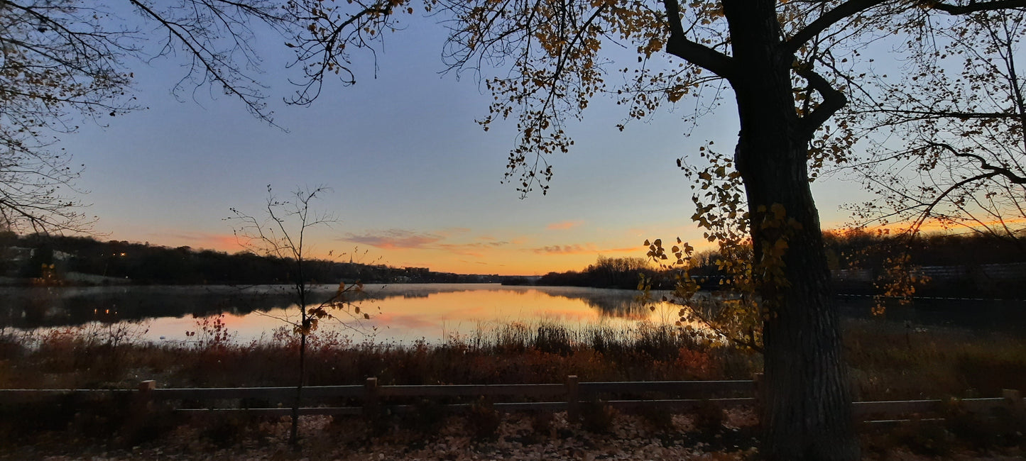 Aube-->Lac Des Nations De Sherbrooke 7 Novembre 2021 6H28 (Vue Bp2) Blogue