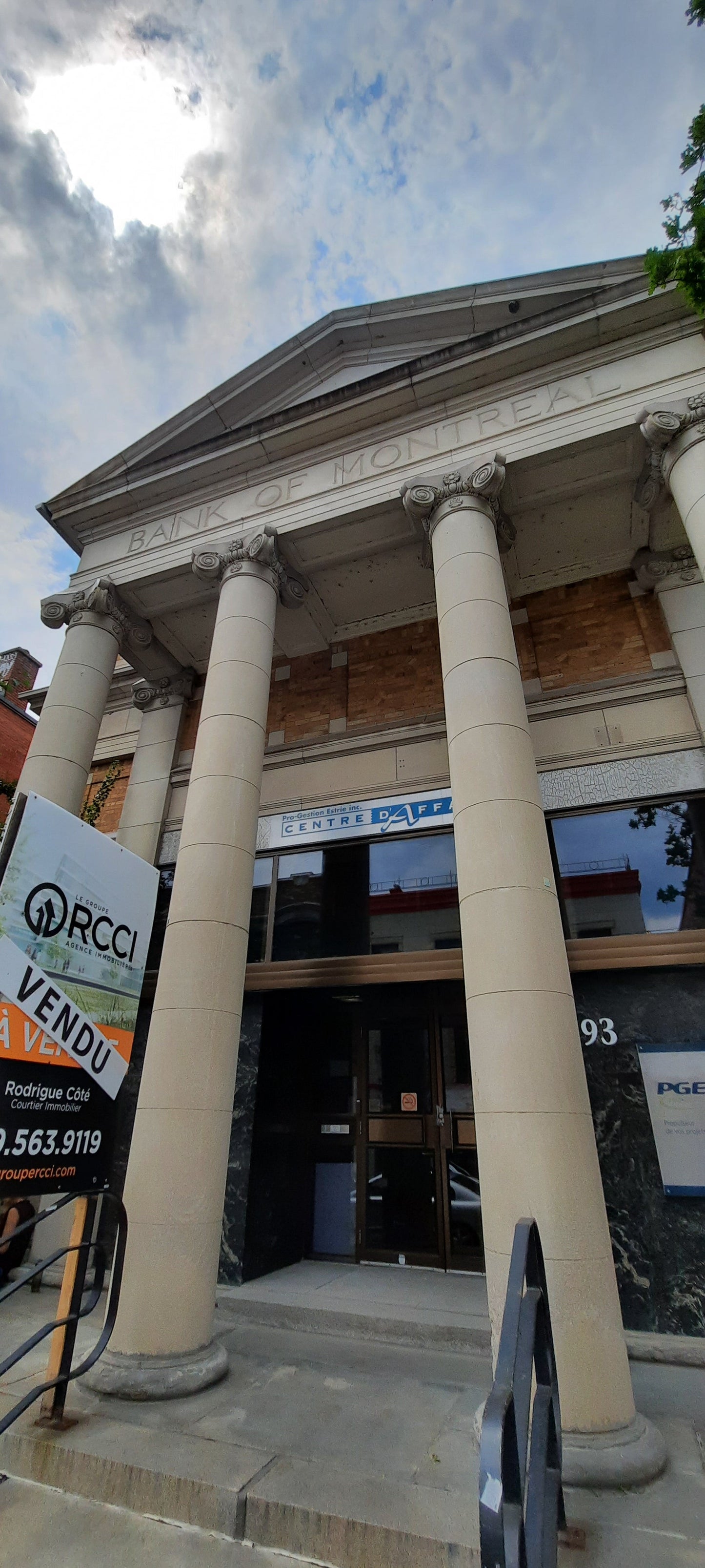 Banque De Montréal A Sherbrooke