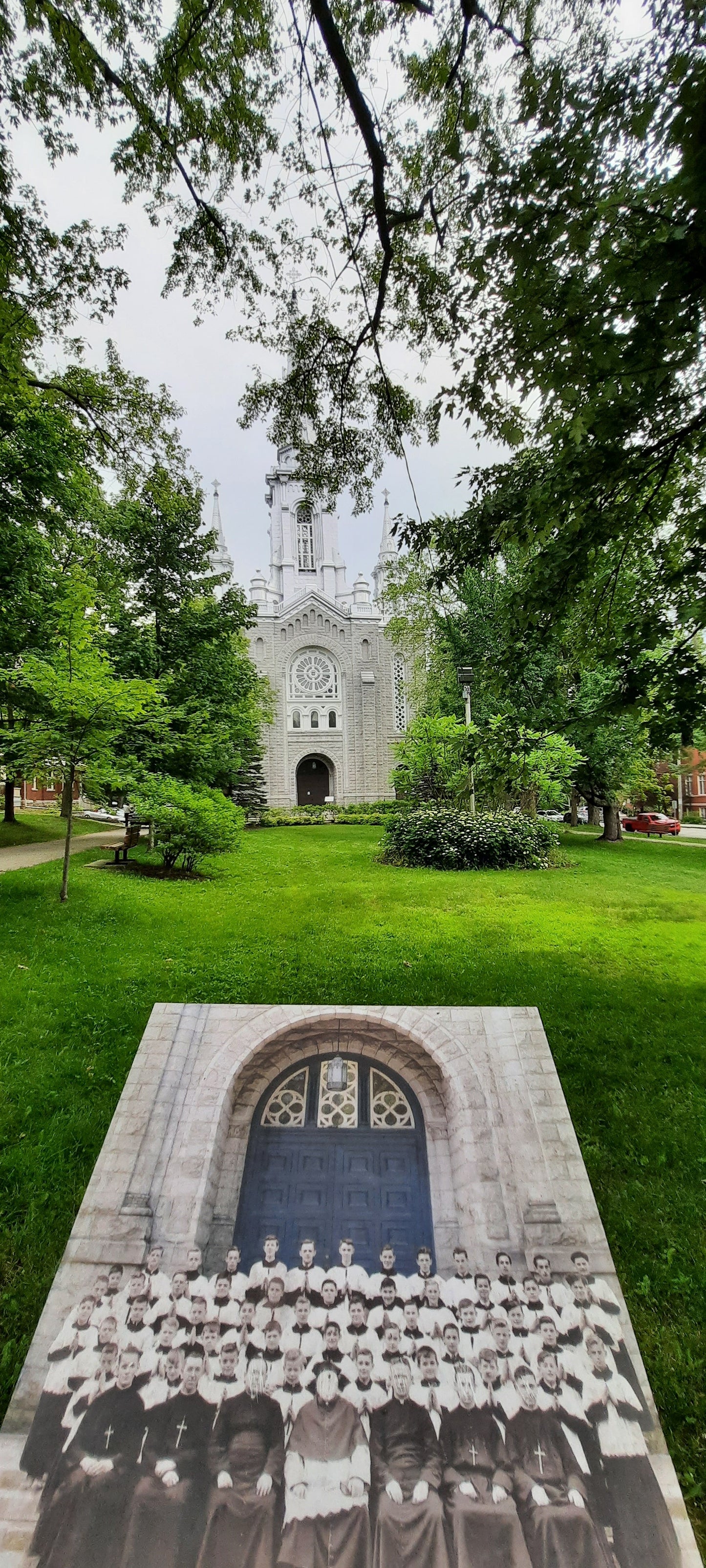 Eglise Saint-Jean-Baptiste De Sherbrooke