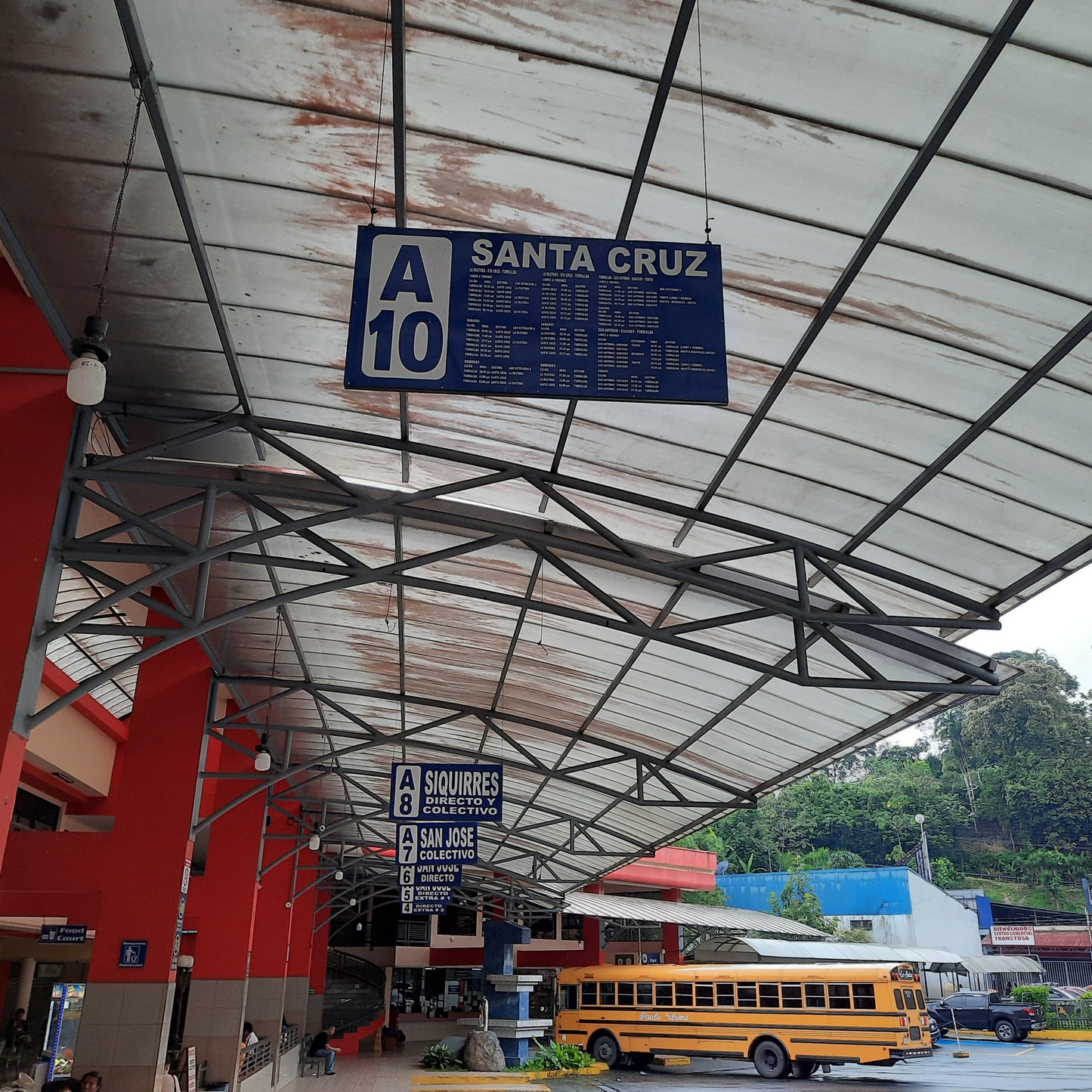 Terminal Autobus Turrialba -> Santa Cruz