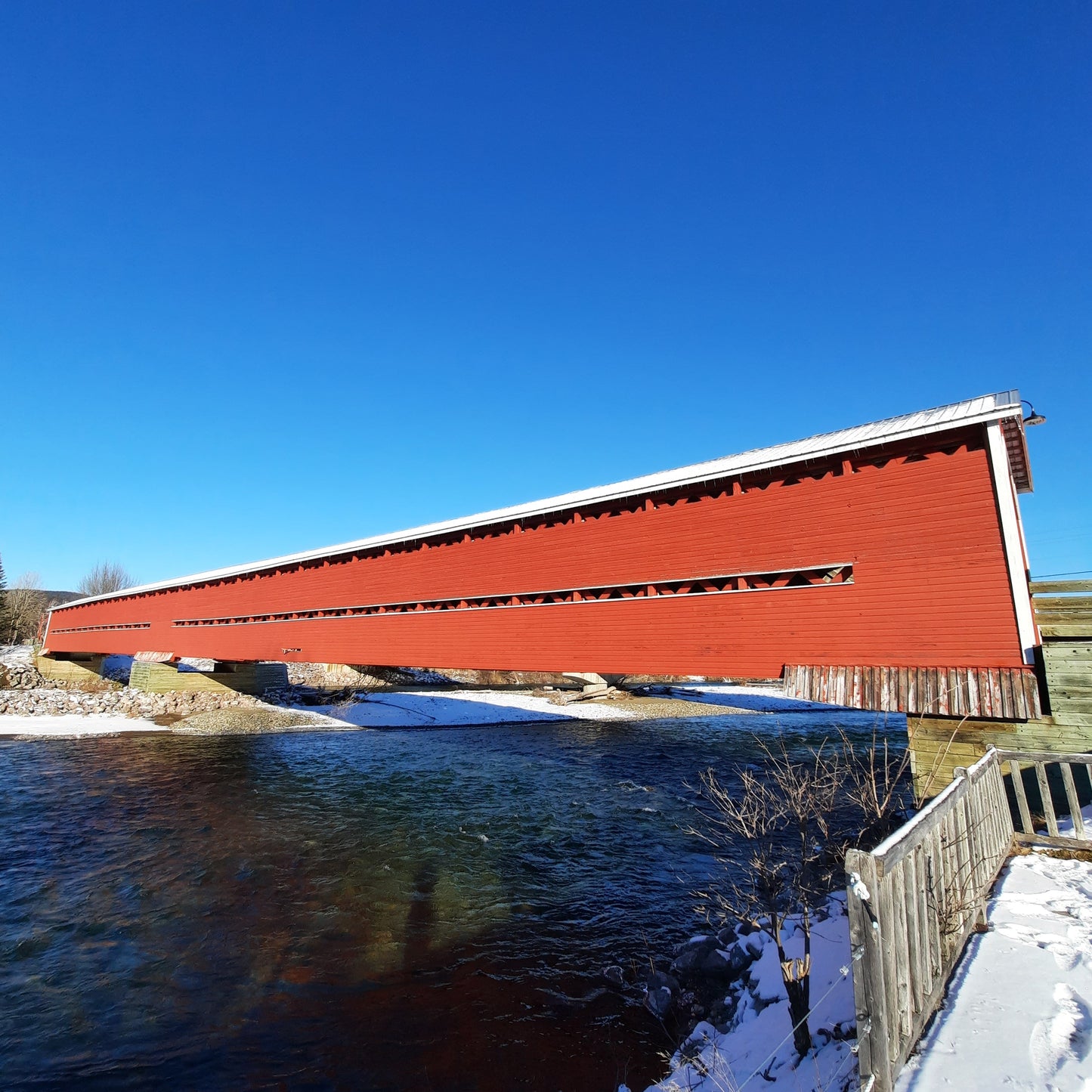 Le Pont Couvert De Saint-Edgar (8 Photos)