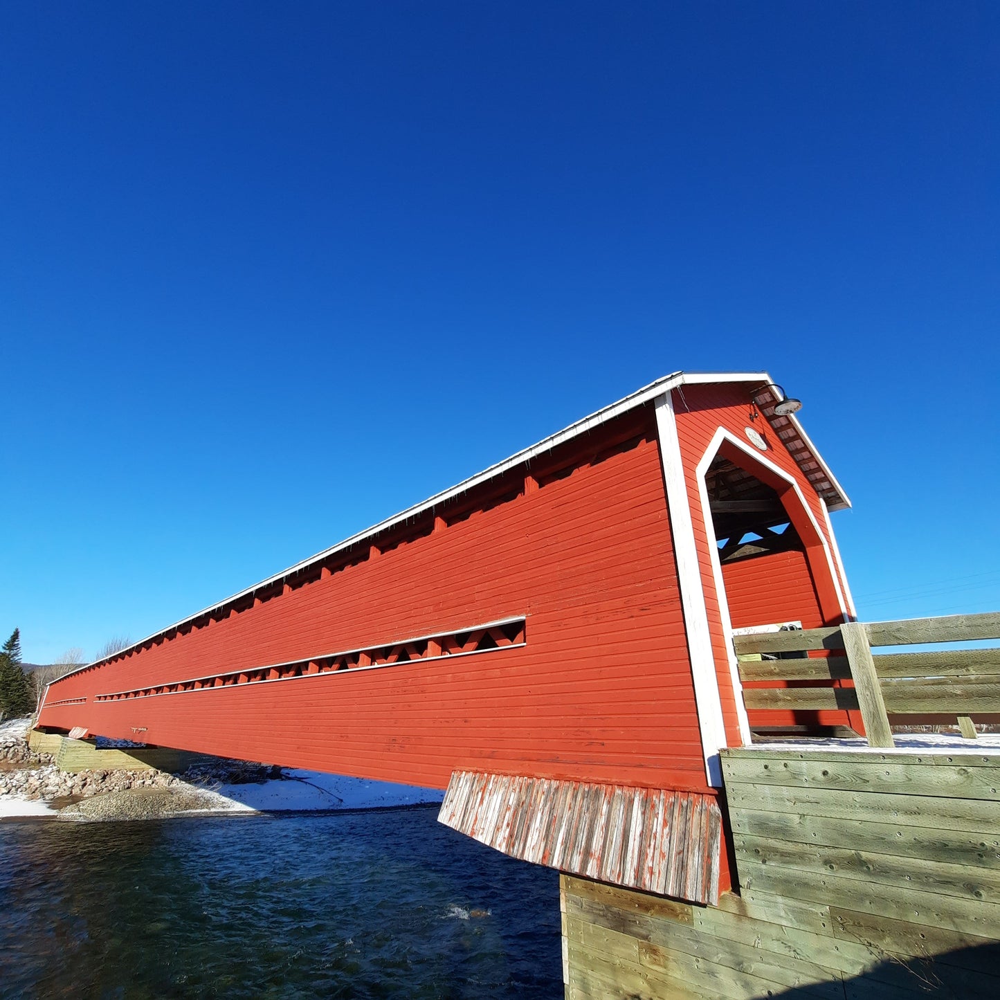 Le Pont Couvert De Saint-Edgar (8 Photos)