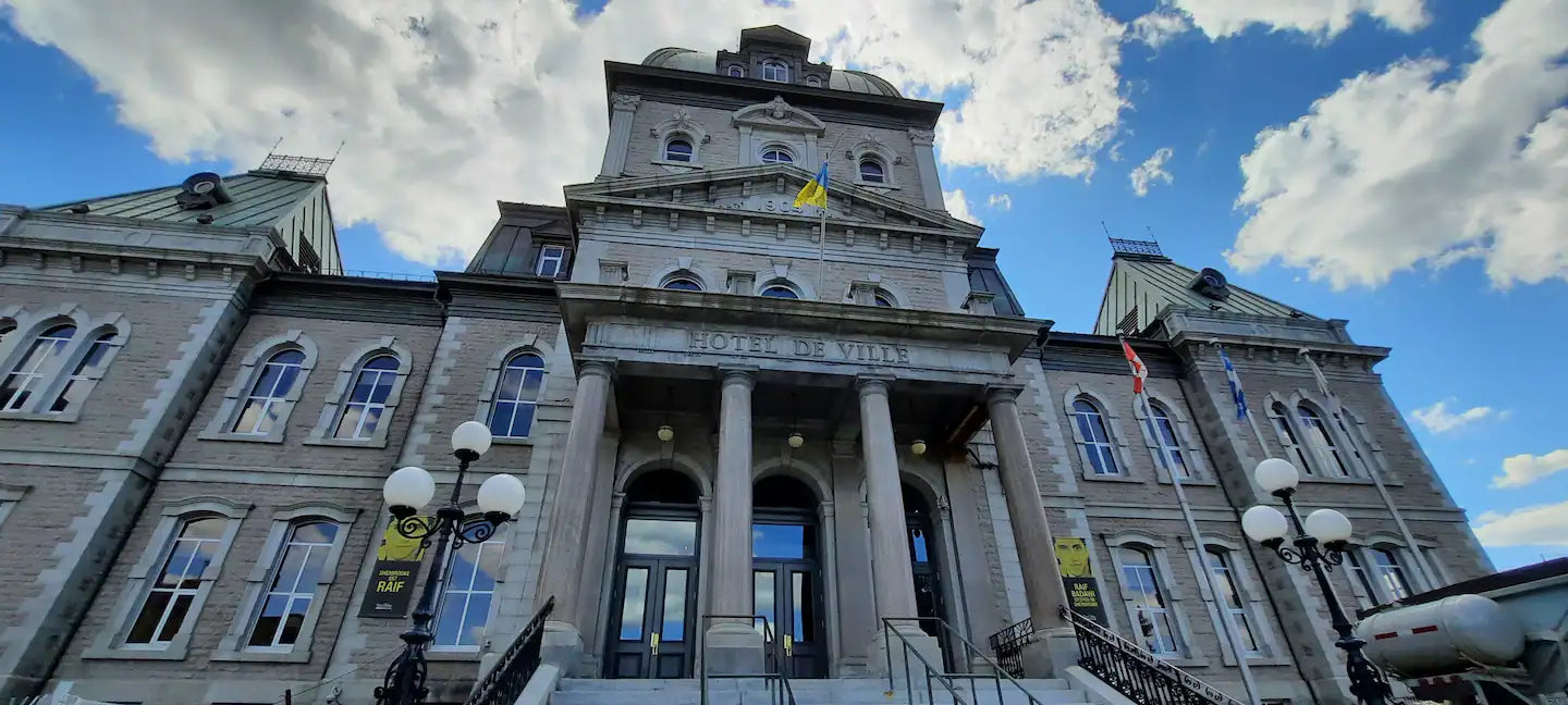 Découvrez L’histoire De Sherbrooke Avec Un Guide